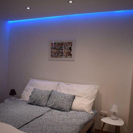 Buborek Apartman Tata Exterior foto